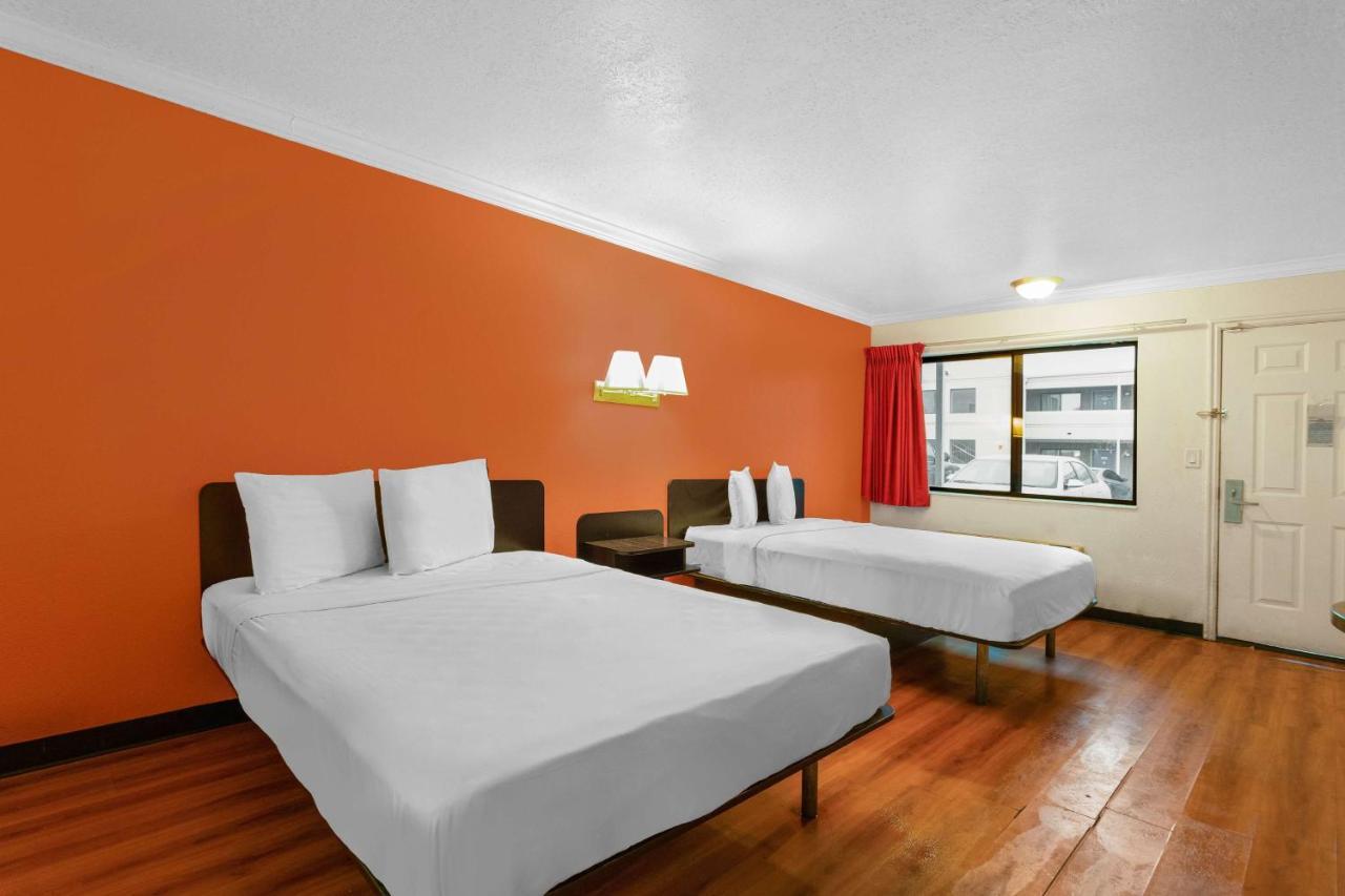 Motel 6-Salt Lake City, Ut - Central Millcreek Екстериор снимка