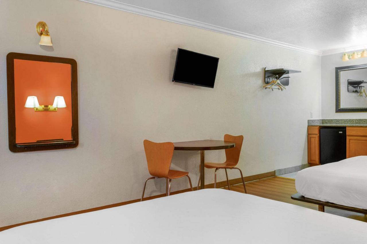 Motel 6-Salt Lake City, Ut - Central Millcreek Екстериор снимка